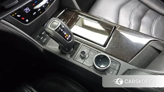 Cadillac CT6 id 3635794 из Кореи 19