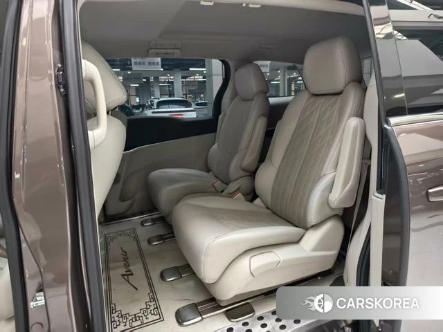 Buick GL8 id 3890001 из Китая 9
