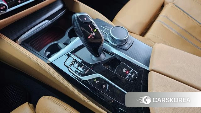 BMW 5 Series (G30) id 4344054 из Кореи 32