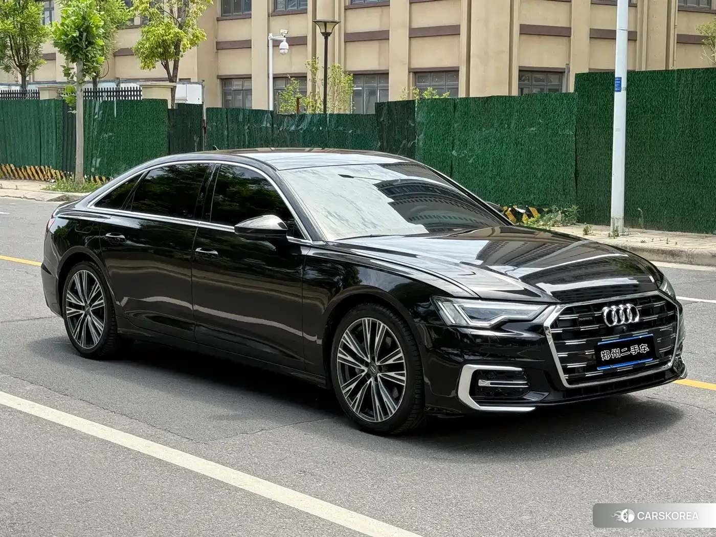 Audi A6L id 4674365 из Китая 9