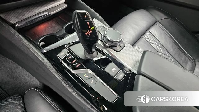 BMW 5 Series (G30) id 4525792 из Кореи 32