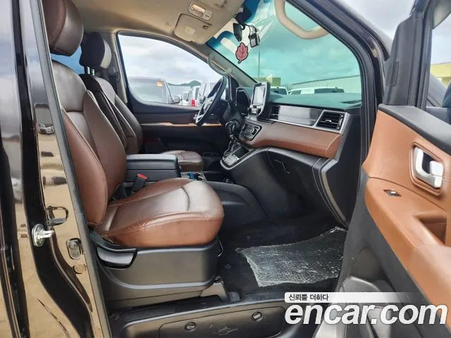 Hyundai The New Grand Starex id 2831386 из Кореи 19