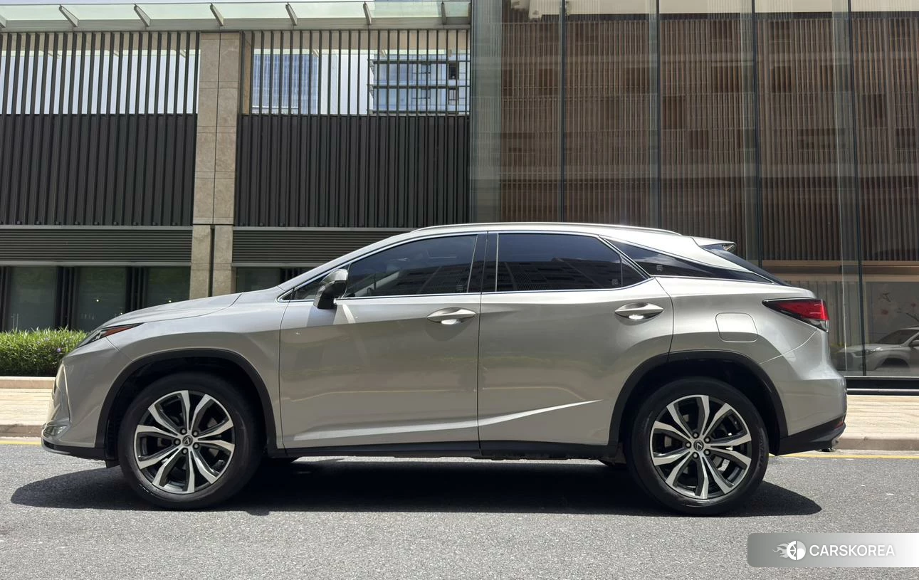 Lexus RX id 4462001 из Китая 28