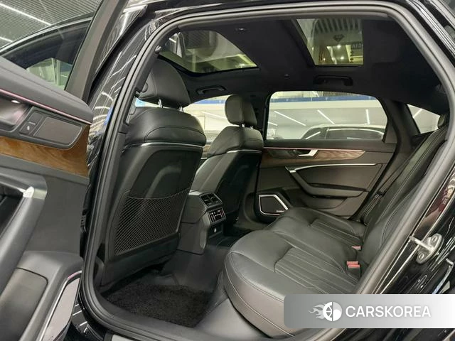 Audi A6L id 4260081 из Китая 9