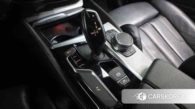 BMW 5 Series (G30) id 3413480 из Кореи 19