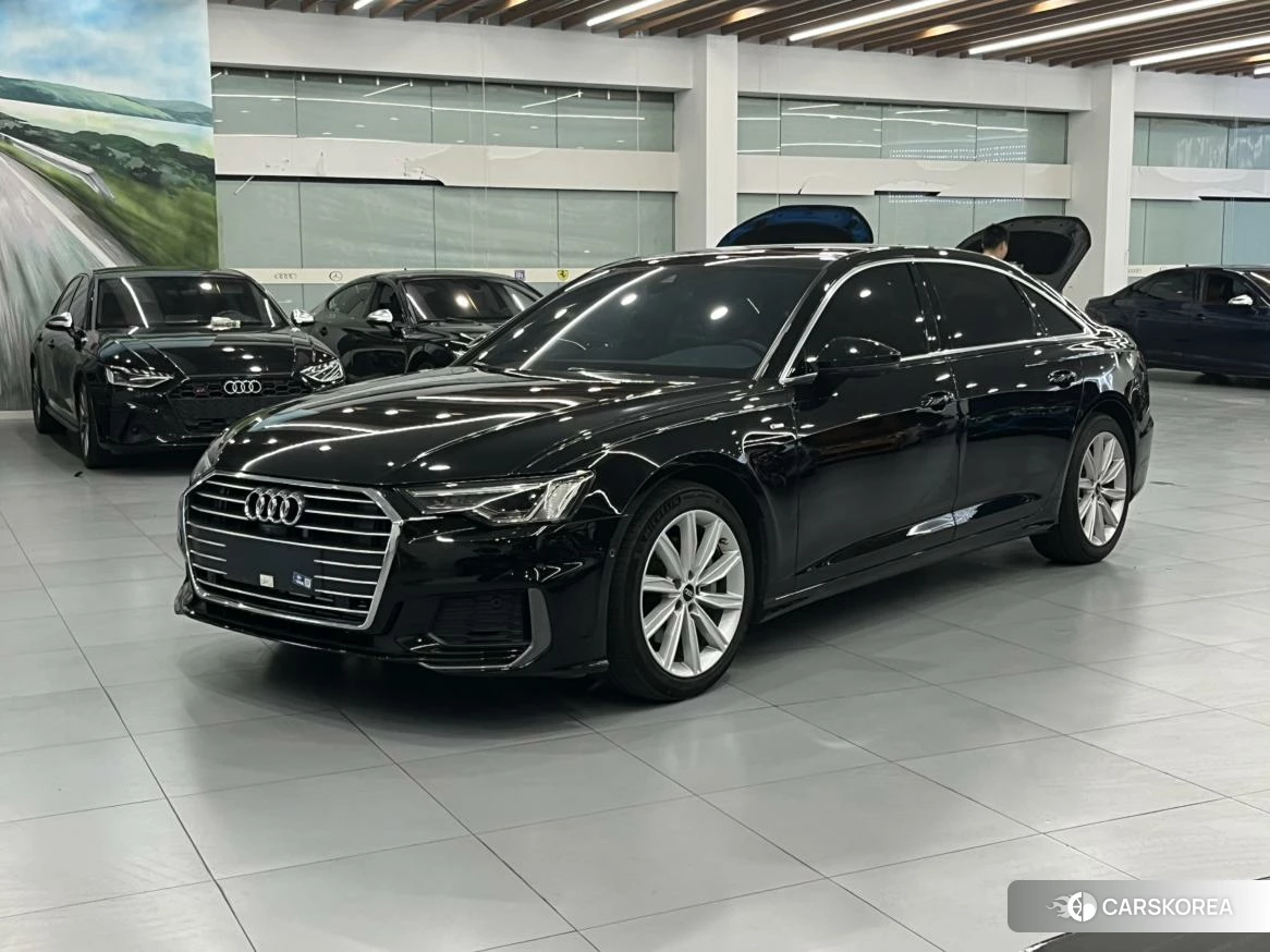 Audi A6L id 4473791 из Китая 12