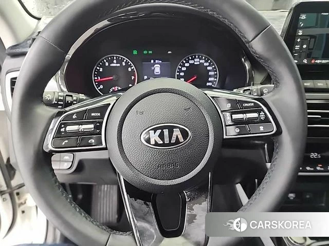Kia Seltos id 4356488 из Кореи 19
