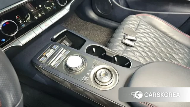 Genesis GV70 id 3290915 из Кореи 19