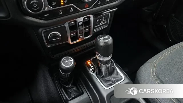 Jeep Wrangler (JL) id 3528277 из Кореи 19