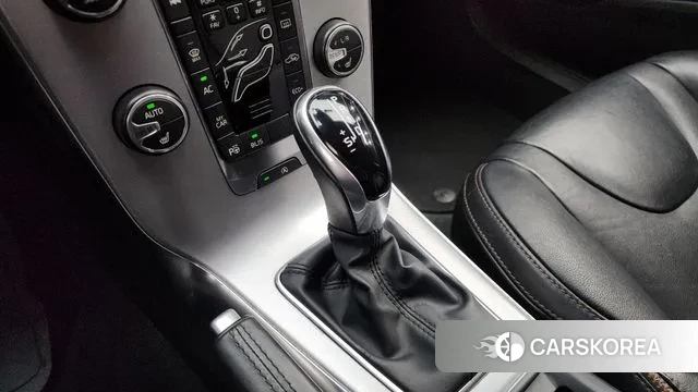 Volvo V40 Cross-Country id 3563194 из Кореи 19