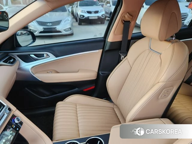 Genesis The New G70 id 3897151 из Кореи 19