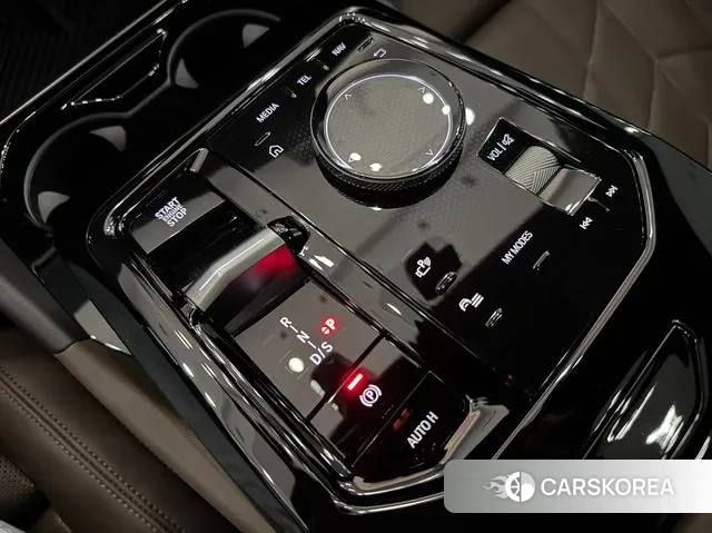 BMW 5 Series (G60) id 3026705 из Кореи 19