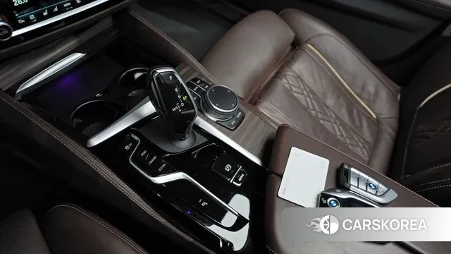 BMW 5 Series (G30) id 3479292 из Кореи 19