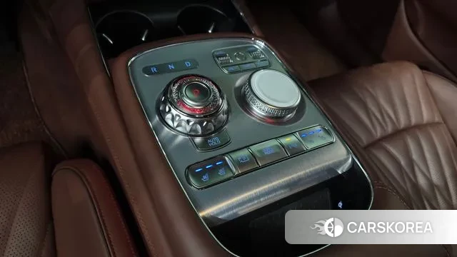 Genesis G90 (RS4) id 3389286 из Кореи 19