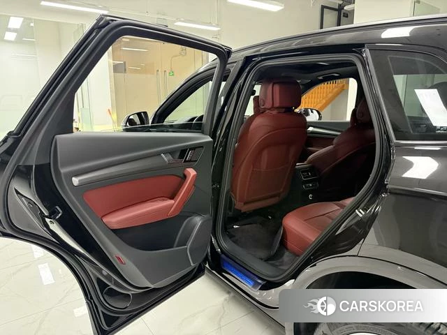 Audi Q5L id 4221038 из Китая 20