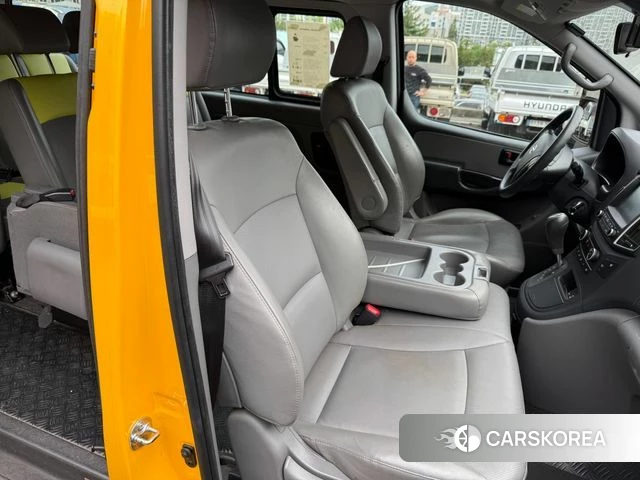 Hyundai The New Grand Starex id 4196932 из Кореи 16