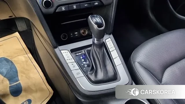 Hyundai Avante AD id 3568797 из Кореи 17