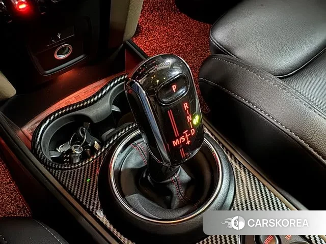 Mini Cooper S Countryman id 3044985 из Кореи 19