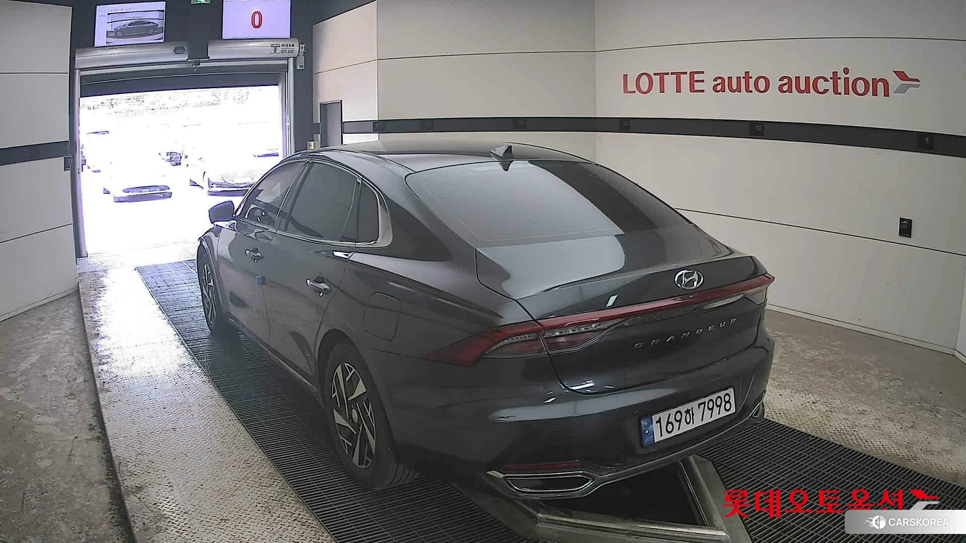 Hyundai Grandeur Hybrid id 4289332 из Кореи 35