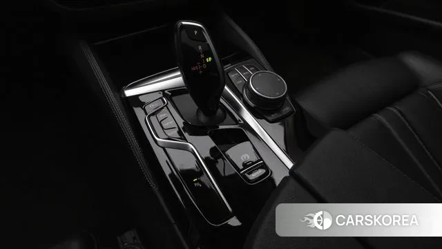 BMW 5 Series (G30) id 3787750 из Кореи 19