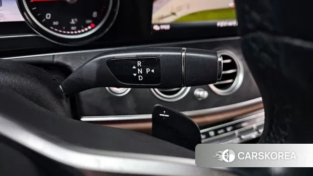 Mercedes-Benz E-Class W213 id 3573493 из Кореи 19