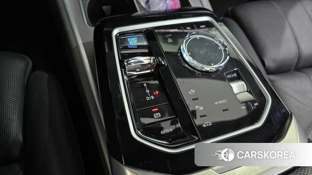 BMW i7 (G70) id 4572048 из Кореи 36
