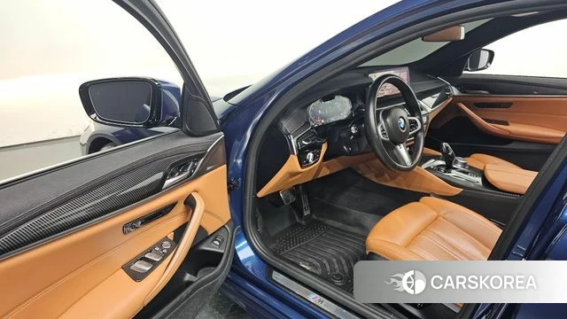 BMW 5 Series (G30) id 4849309 из Кореи 29