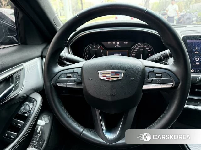 Cadillac CT5 id 4241426 из Китая 17