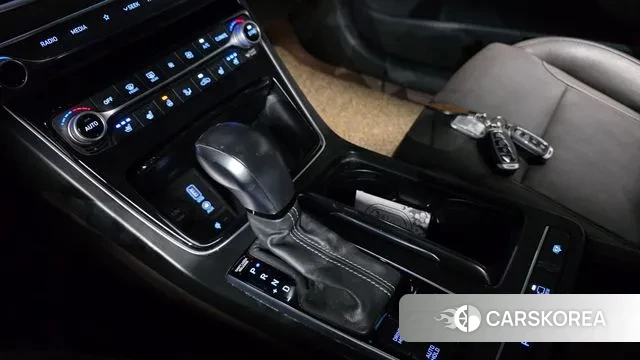 Hyundai Grandeur IG id 3198795 из Кореи 19