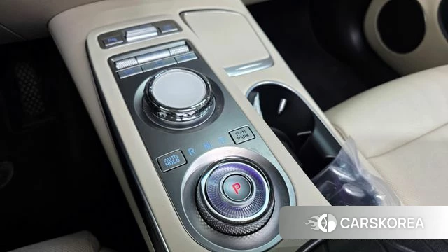 Genesis GV70 id 3852282 из Кореи 19