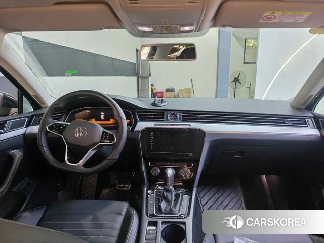 Volkswagen Magotan id 4290577 из Китая 9