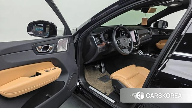 Volvo XC60 second Generation id 4481698 из Кореи 33