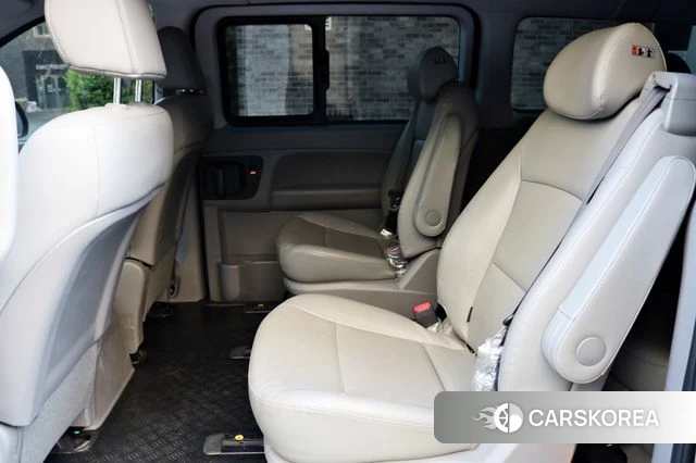 Hyundai The New Grand Starex id 4637375 из Кореи 19