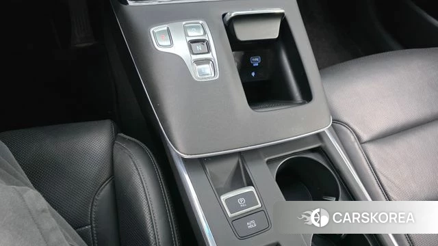 Hyundai The New Grandeur IG Hybrid id 4409310 из Кореи 19