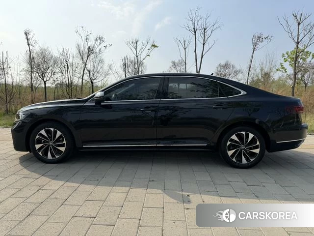 Volkswagen Passat id 4307346 из Китая 23