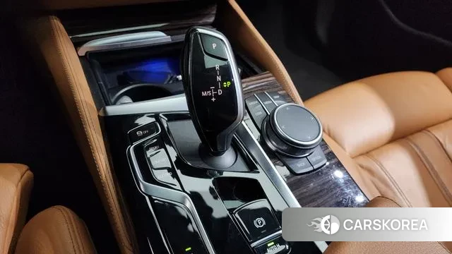 BMW 5 Series (G30) id 3777404 из Кореи 19