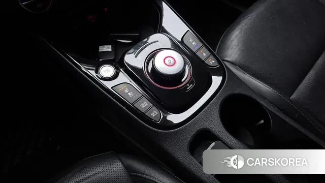 Kia Soul Booster EV id 3713768 из Кореи 19