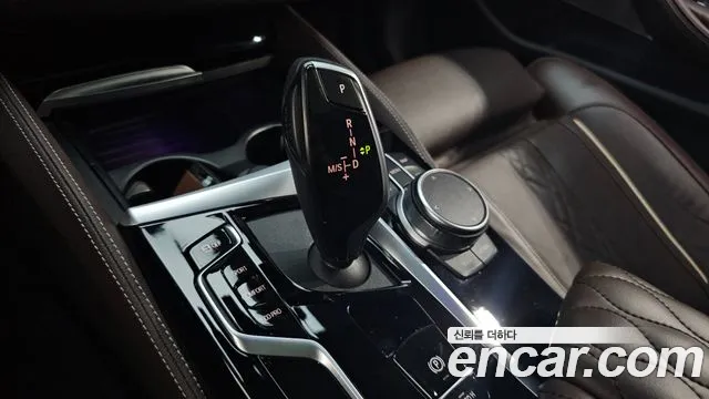 BMW 5 Series (G30) id 2838066 из Кореи 19