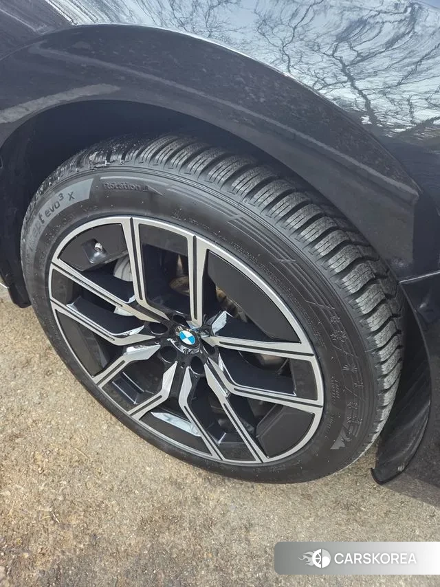 BMW 7 Series (G70) id 3732653 из Кореи 9