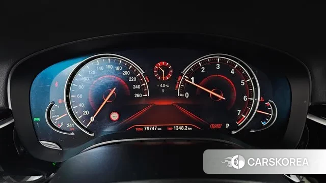 BMW 5 Series (G30) id 3619179 из Кореи 19