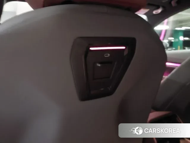 BMW 5 Series (G60) id 3512178 из Кореи 14