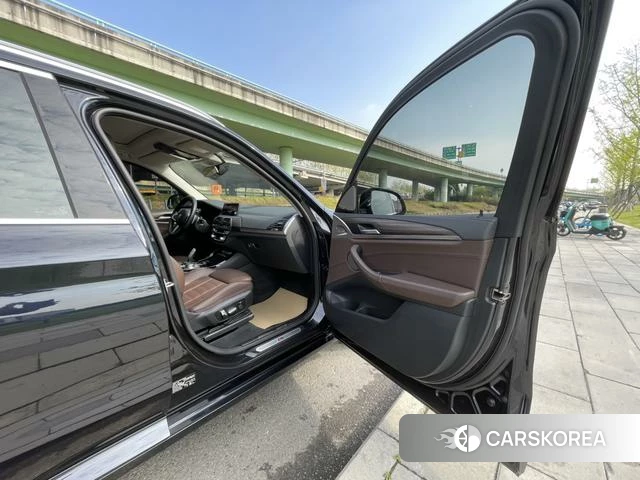 BMW X3 id 4256654 из Китая 14
