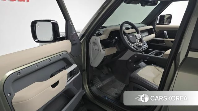Land Rover Defender (L663) id 4243686 из Кореи 35