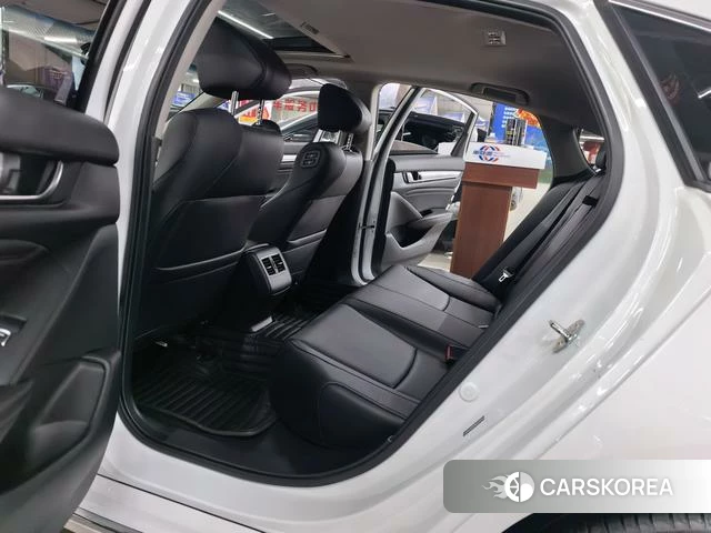 Honda Accord id 4274202 из Китая 10