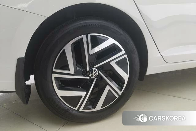 Volkswagen Sagitar id 4298009 из Китая 16