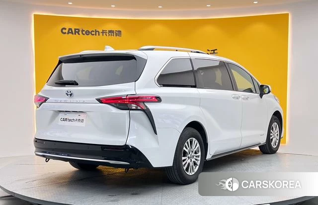 Toyota Saina id 4272160 из Китая 30