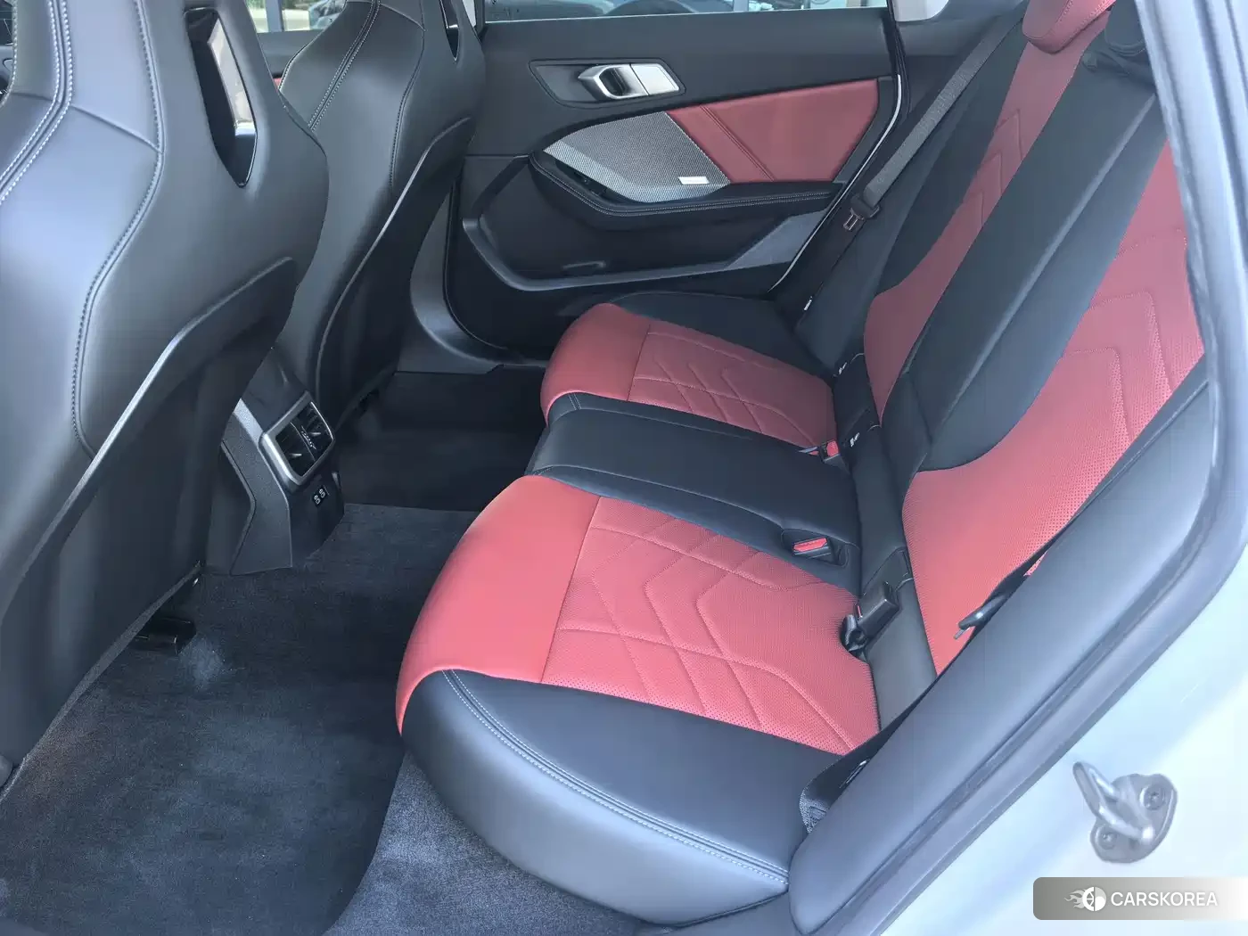 BMW 2 series id 4674352 из Китая 19