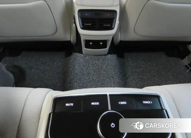 Kia The New K8 id 3891065 из Кореи 19