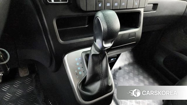 Hyundai Staria id 3892308 из Кореи 19