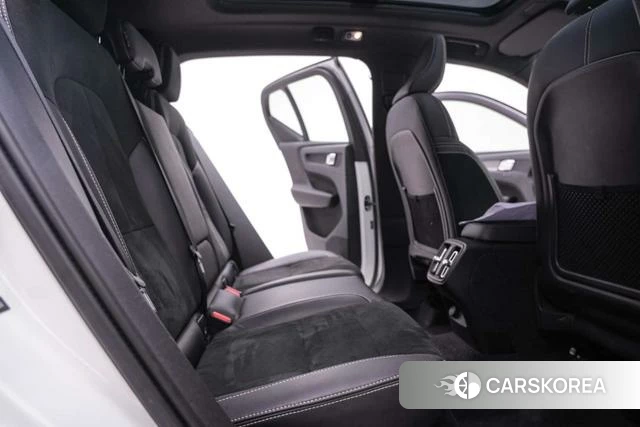 Volvo XC40 id 3857770 из Китая 25